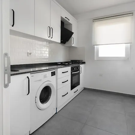 La Moda Aparts 4* קס