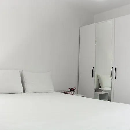 La Moda Aparts מלון דירות 4*